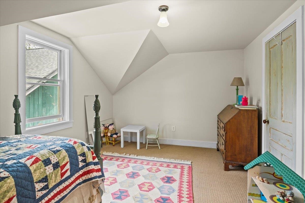 147 Harrington Road Shaftsbury, VT 05257 - Photo 24 of 36 Gallery Image 24