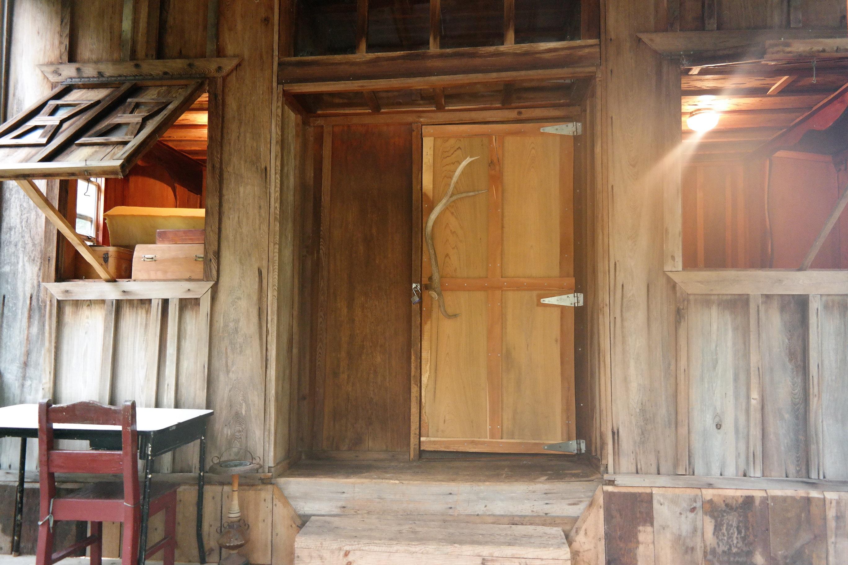 586 Choctawhatchee River Road Ponce de Leon, FL 32455 - Photo 13 of 38 Outbuilding 1 - Rec, Saloon (3)