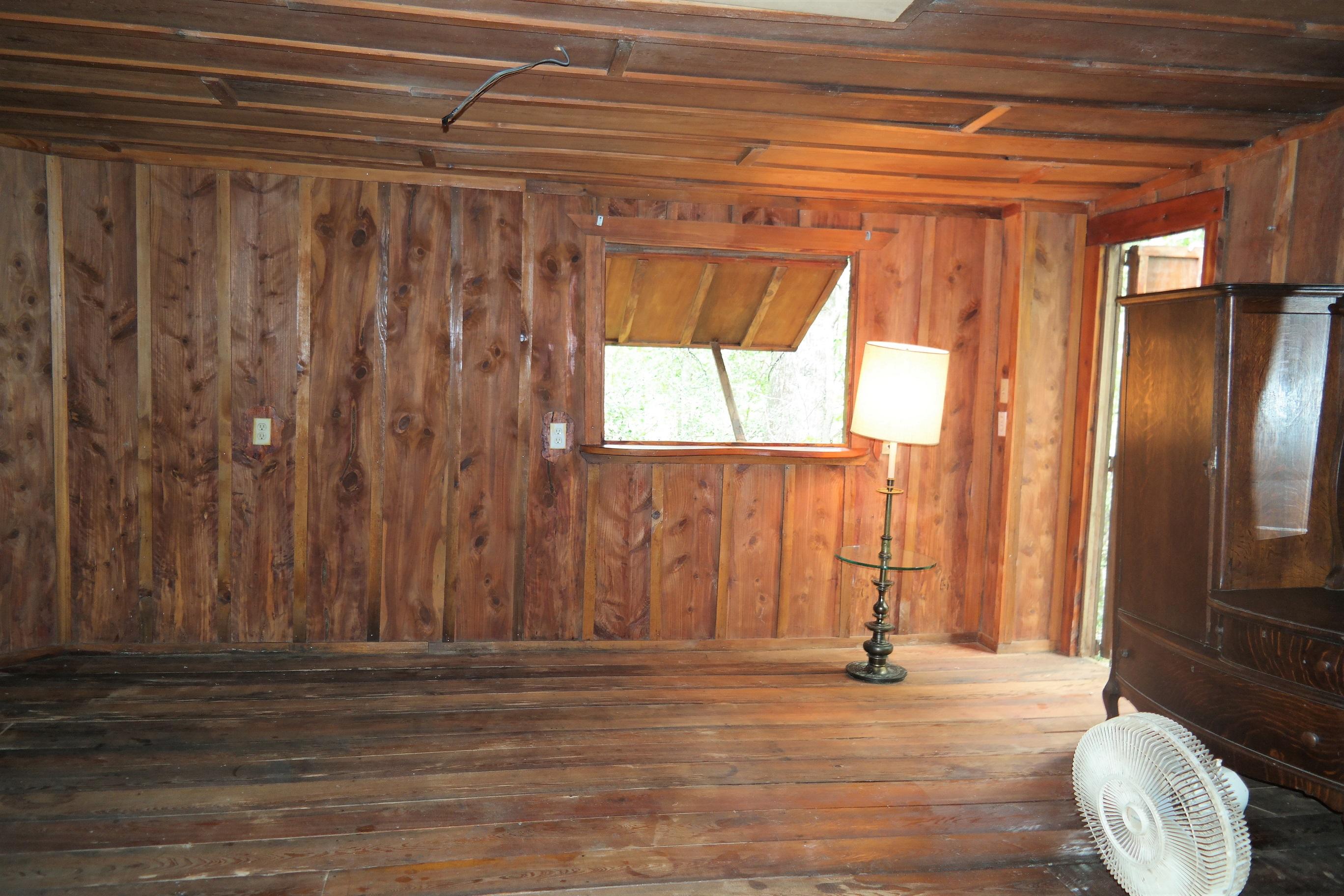 586 Choctawhatchee River Road Ponce de Leon, FL 32455 - Photo 16 of 38 Outbuilding 1 - Rec, Saloon (4)