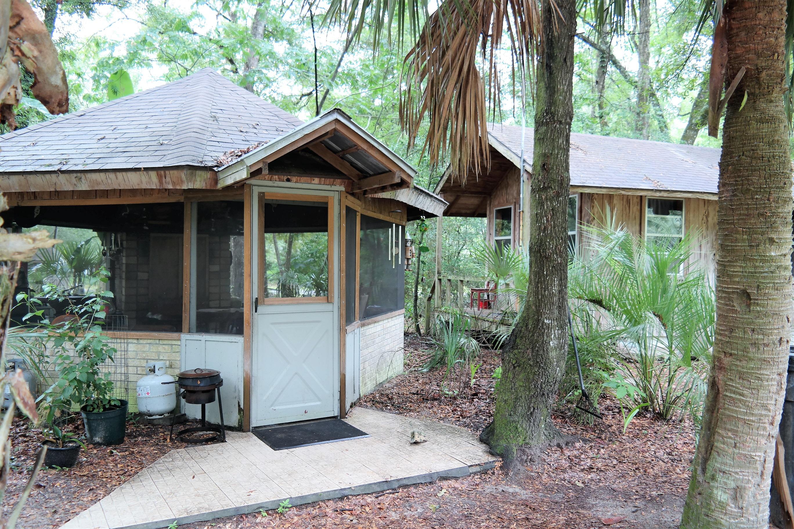 586 Choctawhatchee River Road Ponce de Leon, FL 32455 - Photo 7 of 38 Gazebo (3)