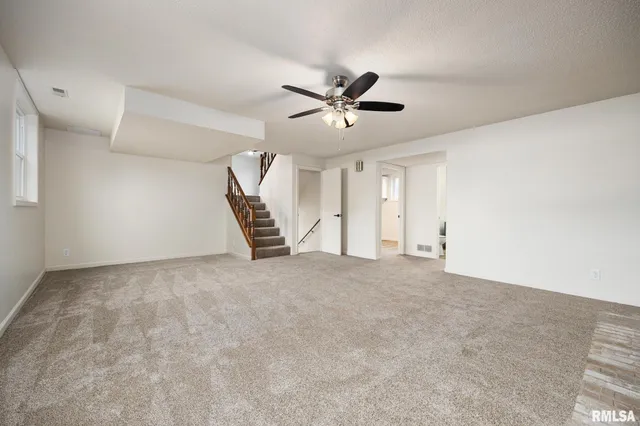 $345,000 | 409 Briarbrook Drive, East Peoria, IL 61611