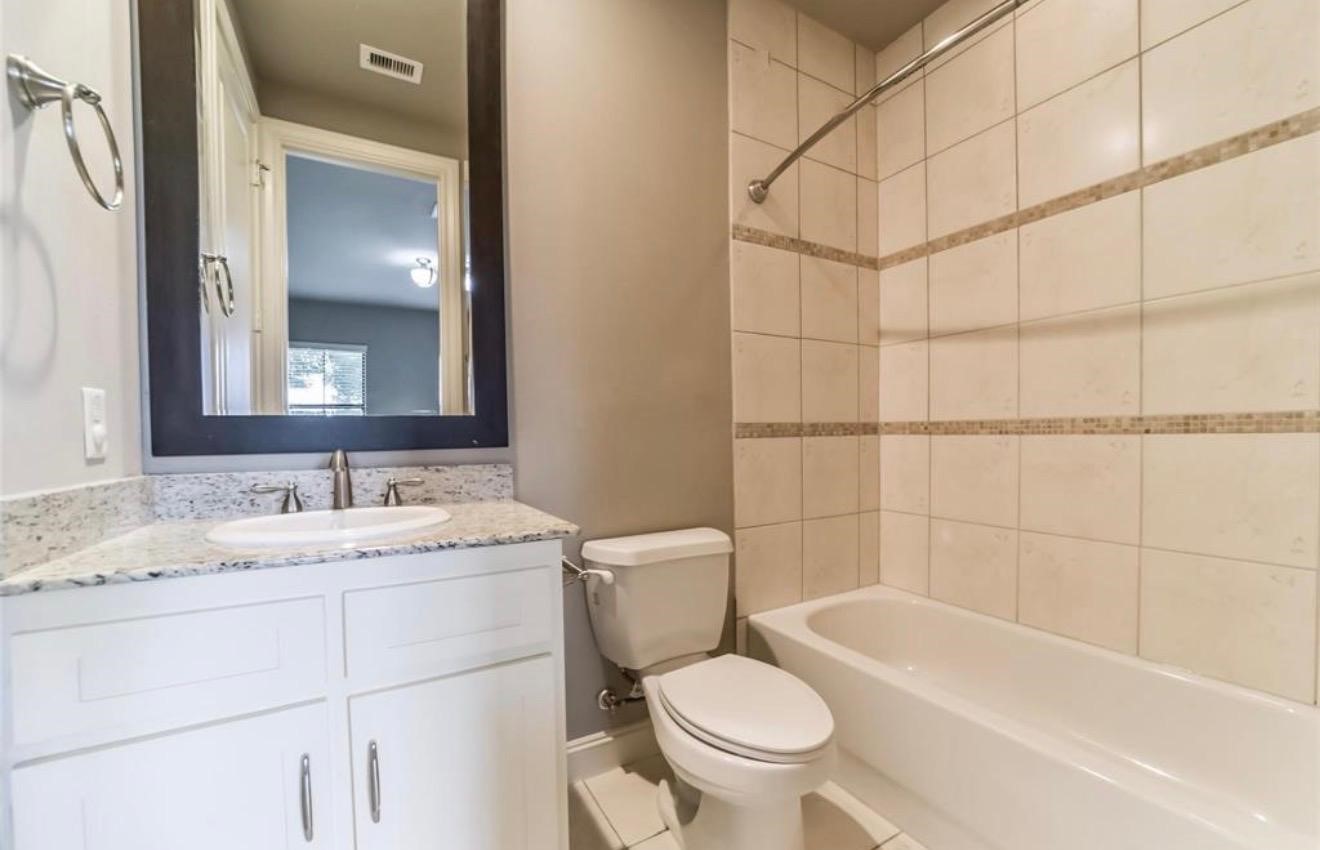 9642 Knight Road Houston, TX 77045 - Photo 23 of 26