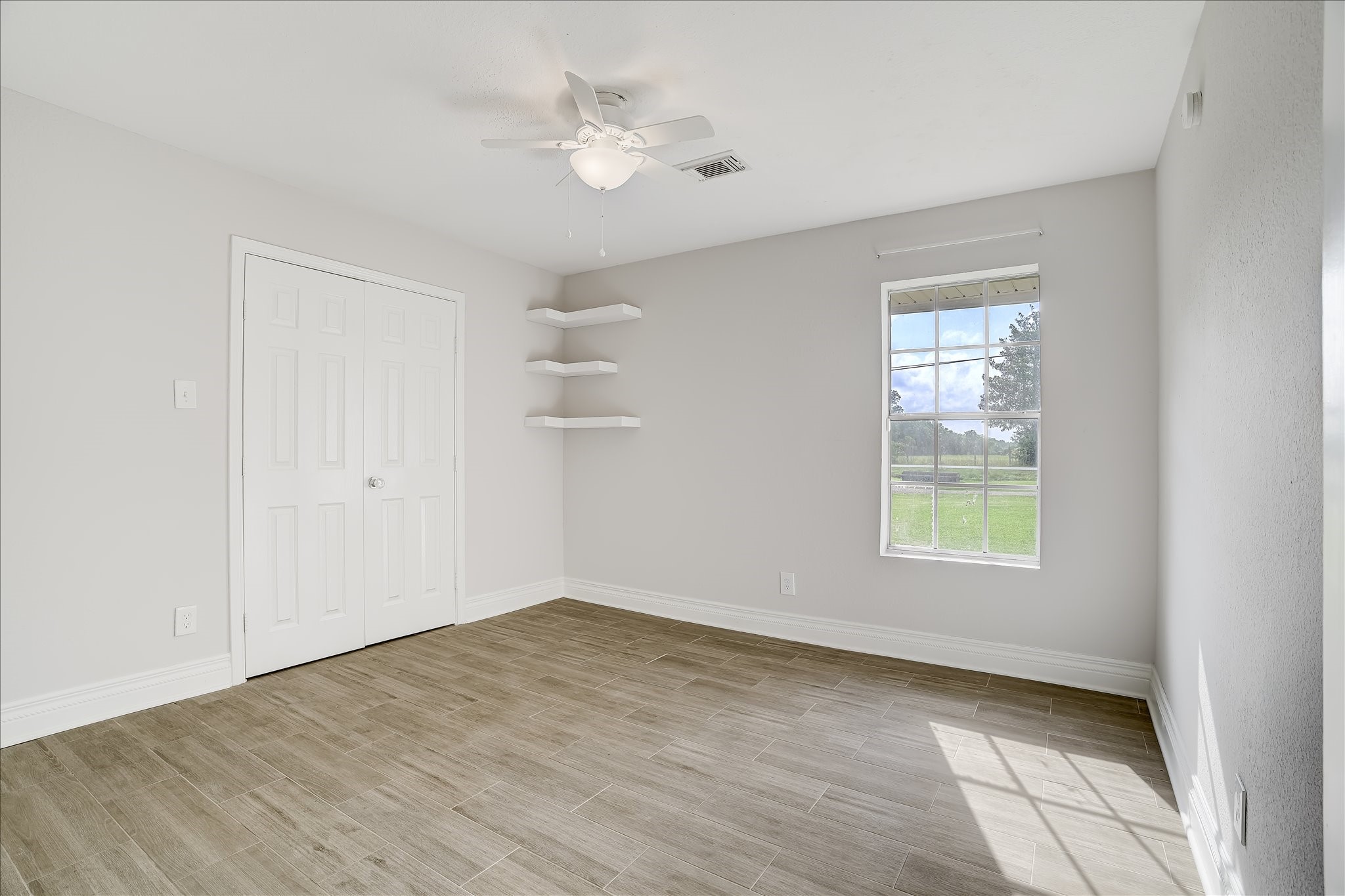 3205 Cemetery Road Santa Fe, TX 77517 - Photo 25 of 43 Bedroom 2