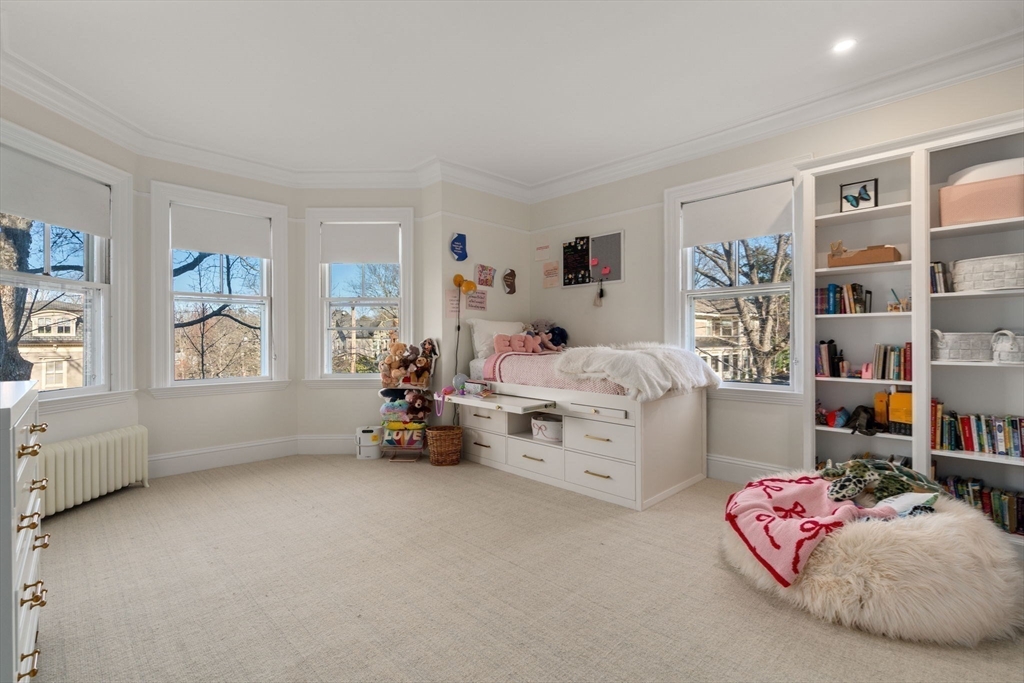 49 Shaw Street Newton, MA 02465 - Photo 7 of 19