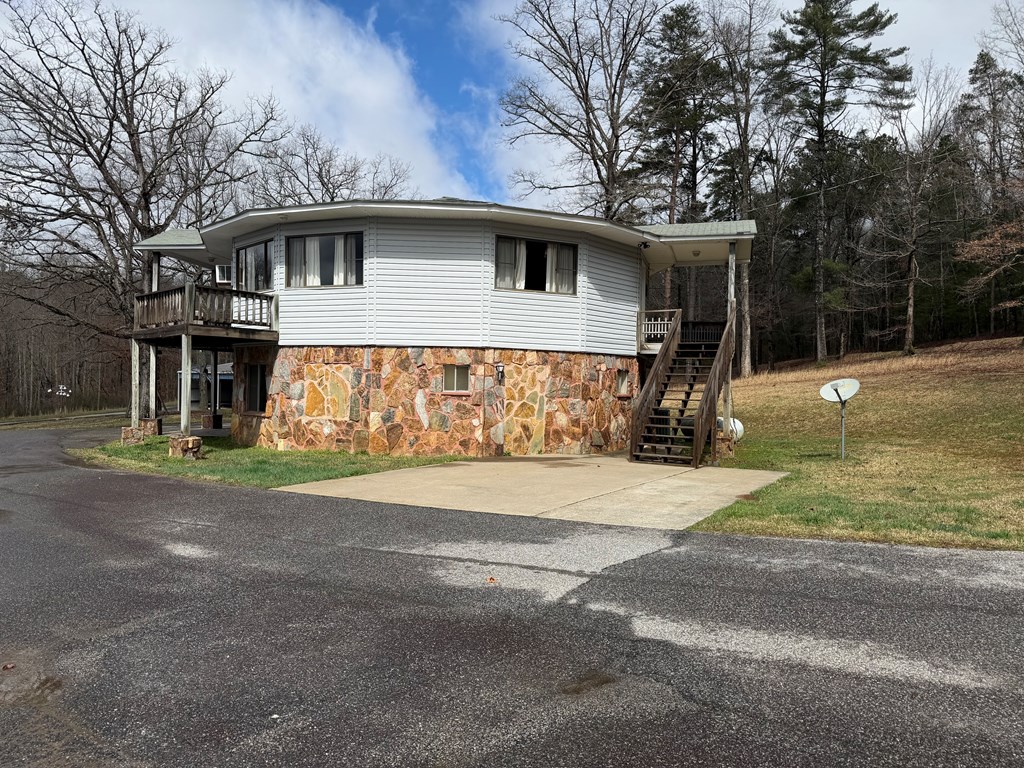 526 Red Bush School Road Blue Ridge, GA 30513 - Photo 2 of 37
