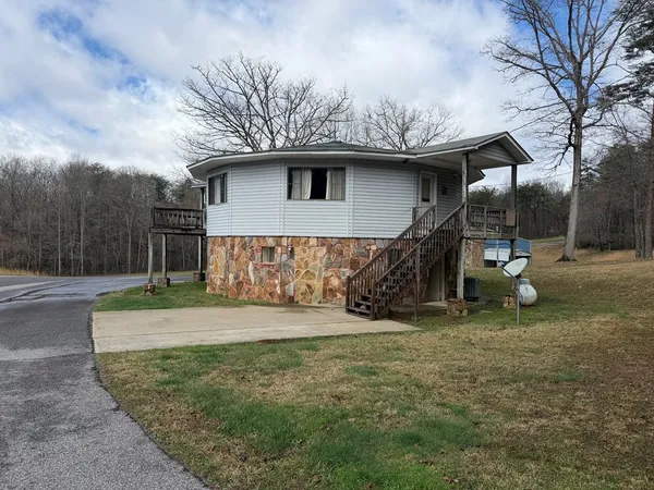 $1,800 | 526 Red Bush School Road, Blue Ridge, GA 30513