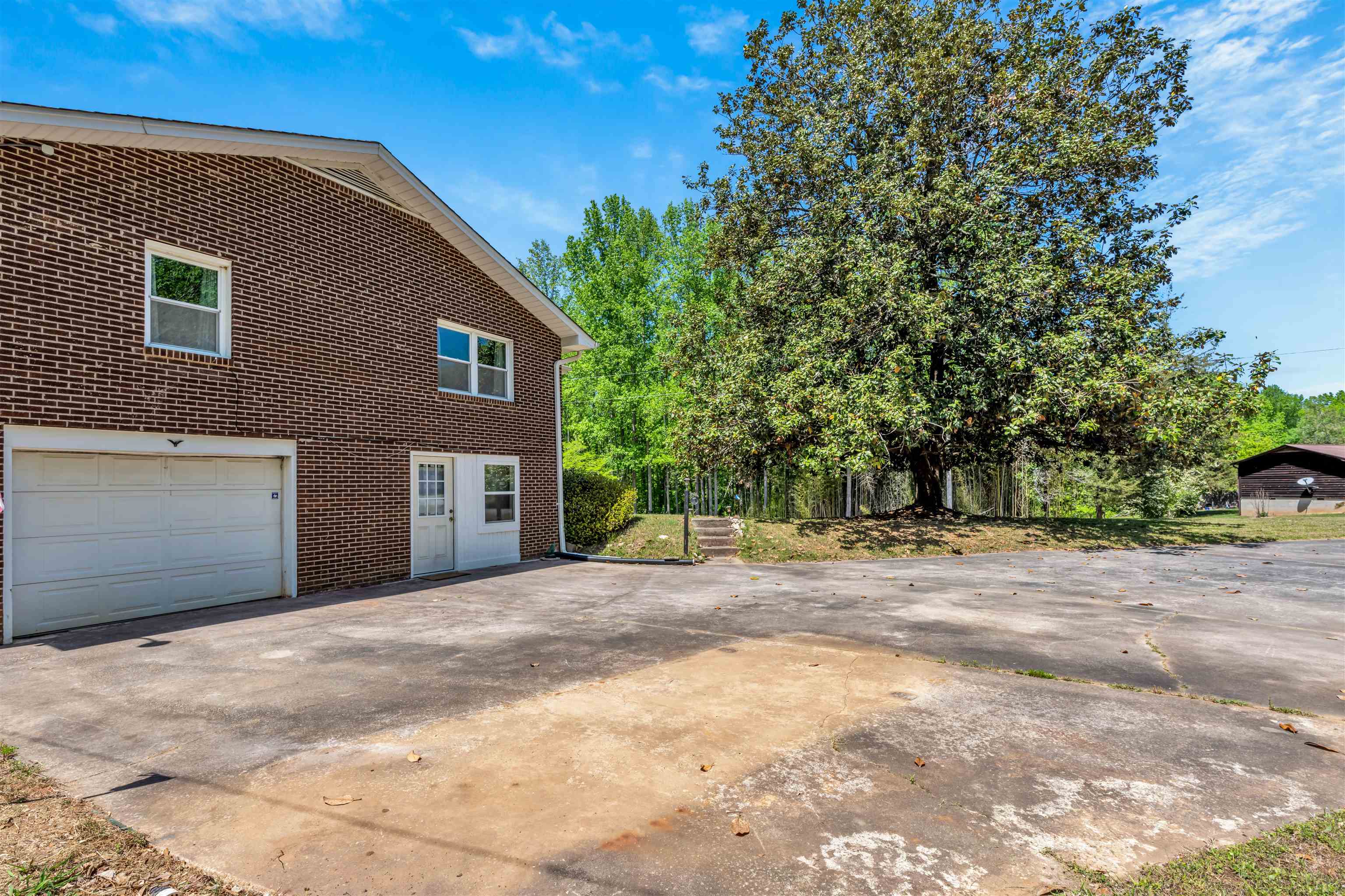 213 State Rd S-39-163 Easley, SC 29640 - Photo 22 of 26