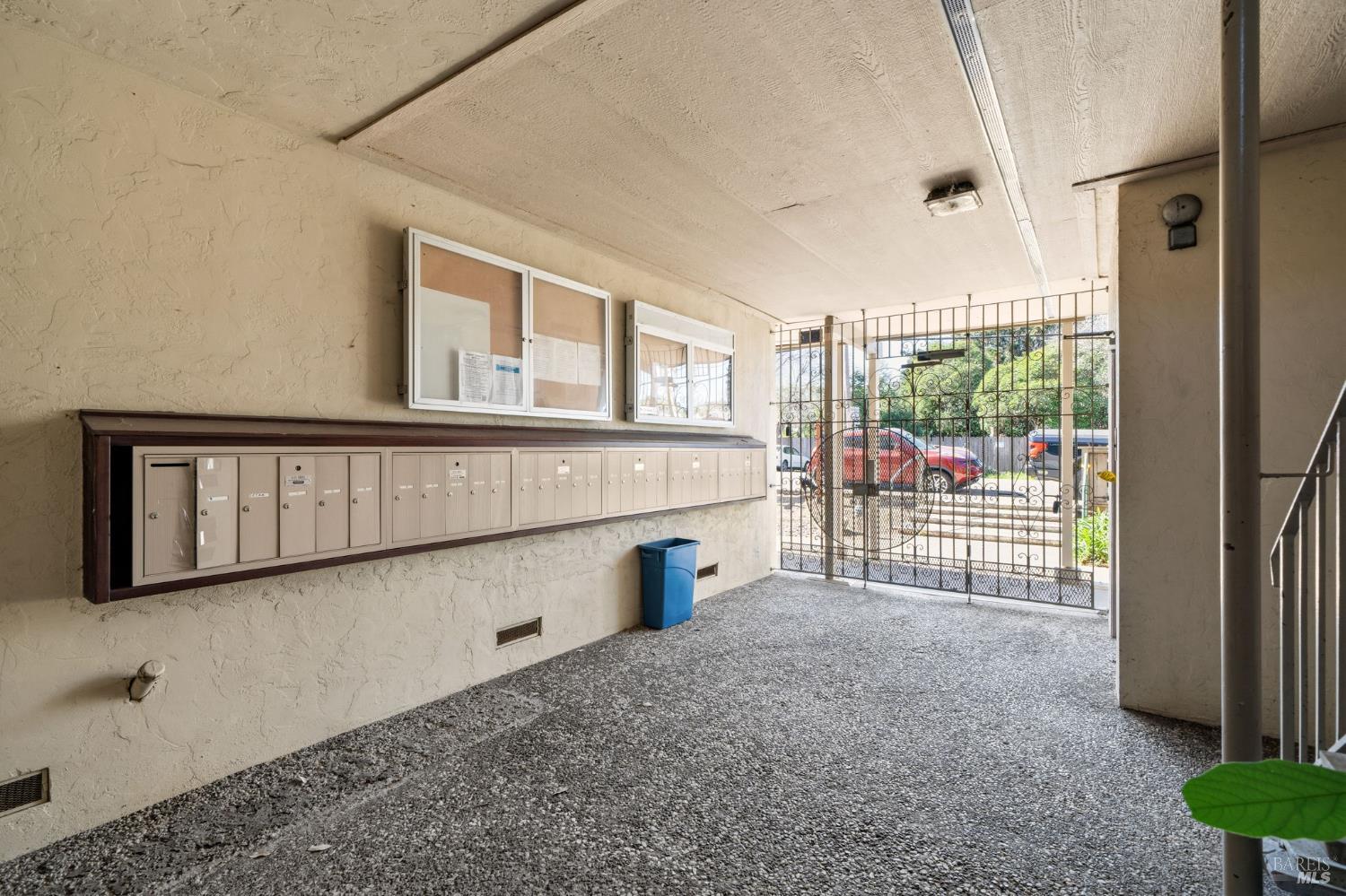 260 Merrydale Road, Unit 5 San Rafael, CA 94903 - Photo 21 of 28