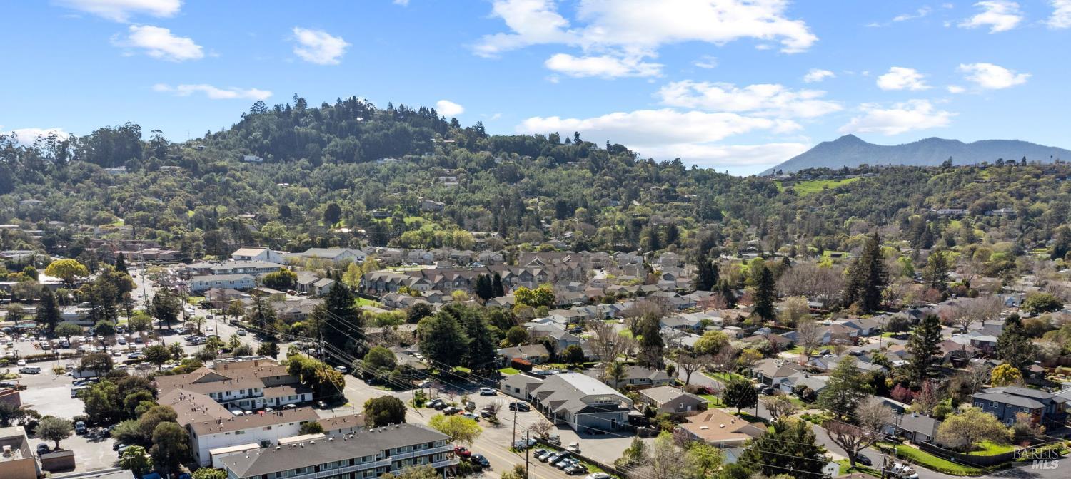 260 Merrydale Road, Unit 5 San Rafael, CA 94903 - Photo 26 of 28