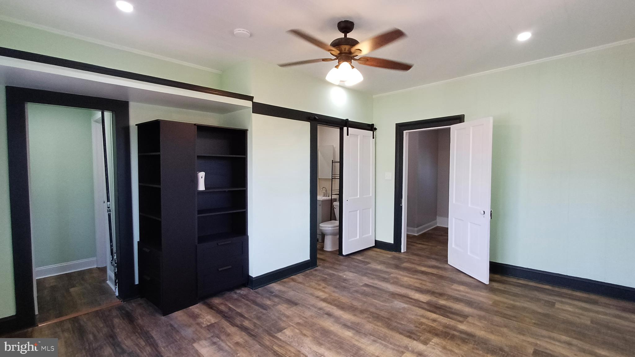 9014 Sudley Road Manassas, VA 20110 - Photo 18 of 34