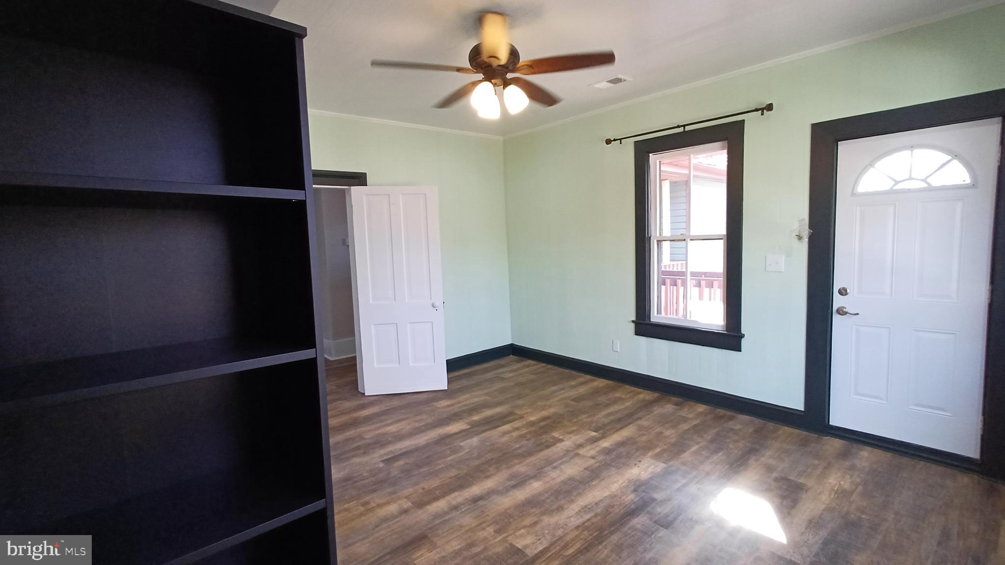 9014 Sudley Road Manassas, VA 20110 - Photo 19 of 34