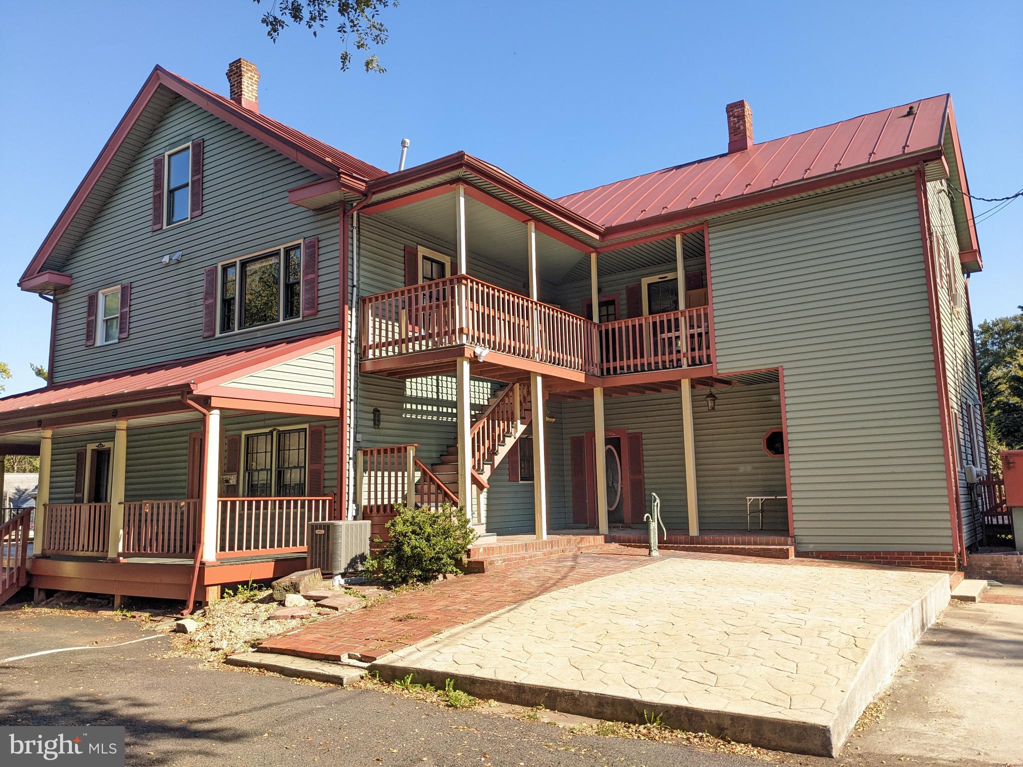 9014 Sudley Road Manassas, VA 20110 - Photo 5 of 34