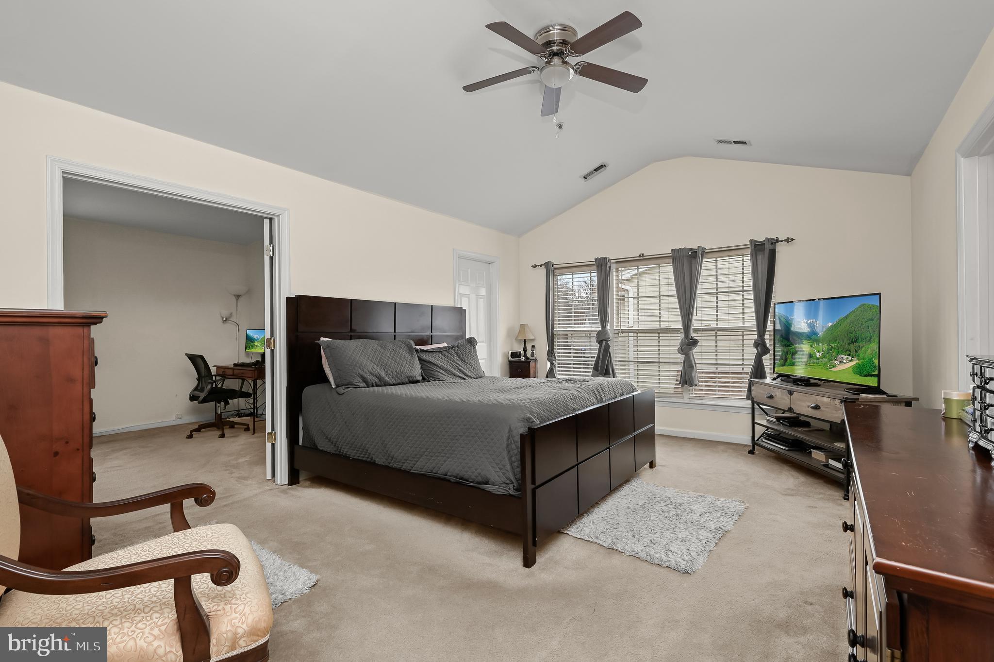 9002 Fox Park Road Clinton, MD 20735 - Photo 27 of 46 Gallery Image 27