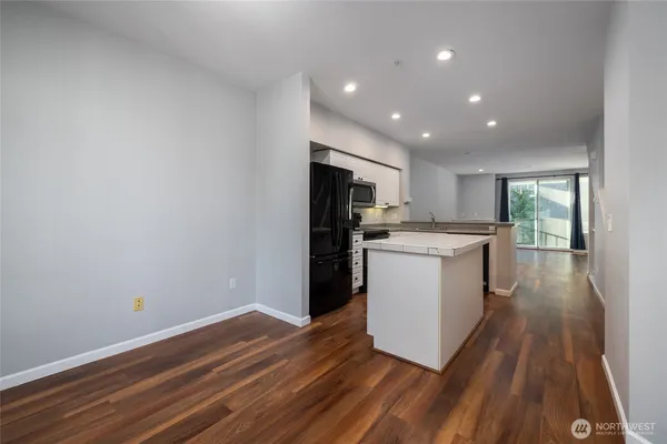$552,000 | 16125 Juanita Woodinville Way Northeast, Unit 805, Bothell, WA 98011