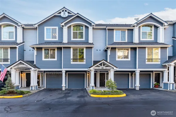 $552,000 | 16125 Juanita Woodinville Way Northeast, Unit 805, Bothell, WA 98011