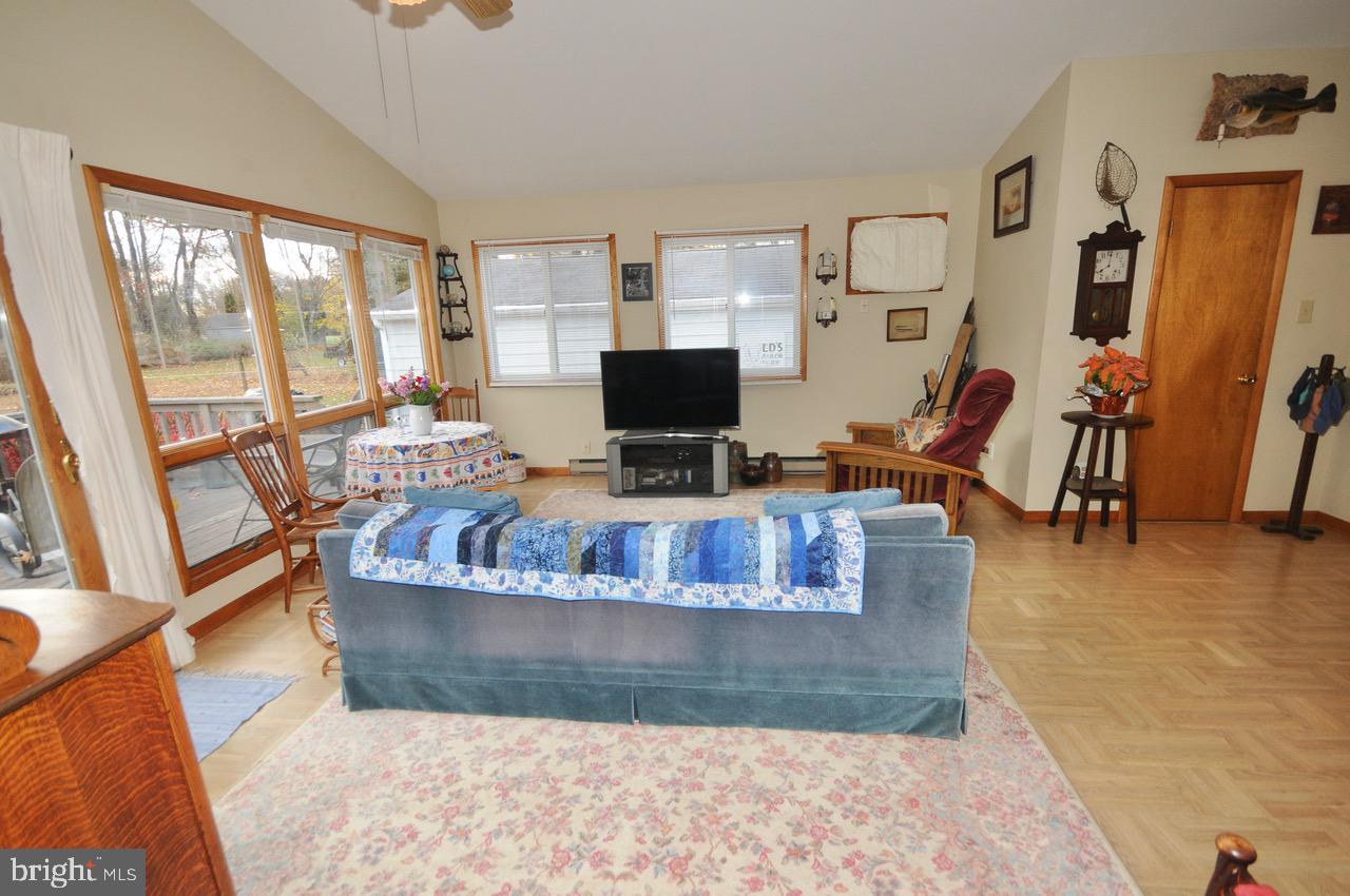 2122 Jacksonville Jobstown Road Jobstown, NJ 08041 - Photo 12 of 75 Family Room