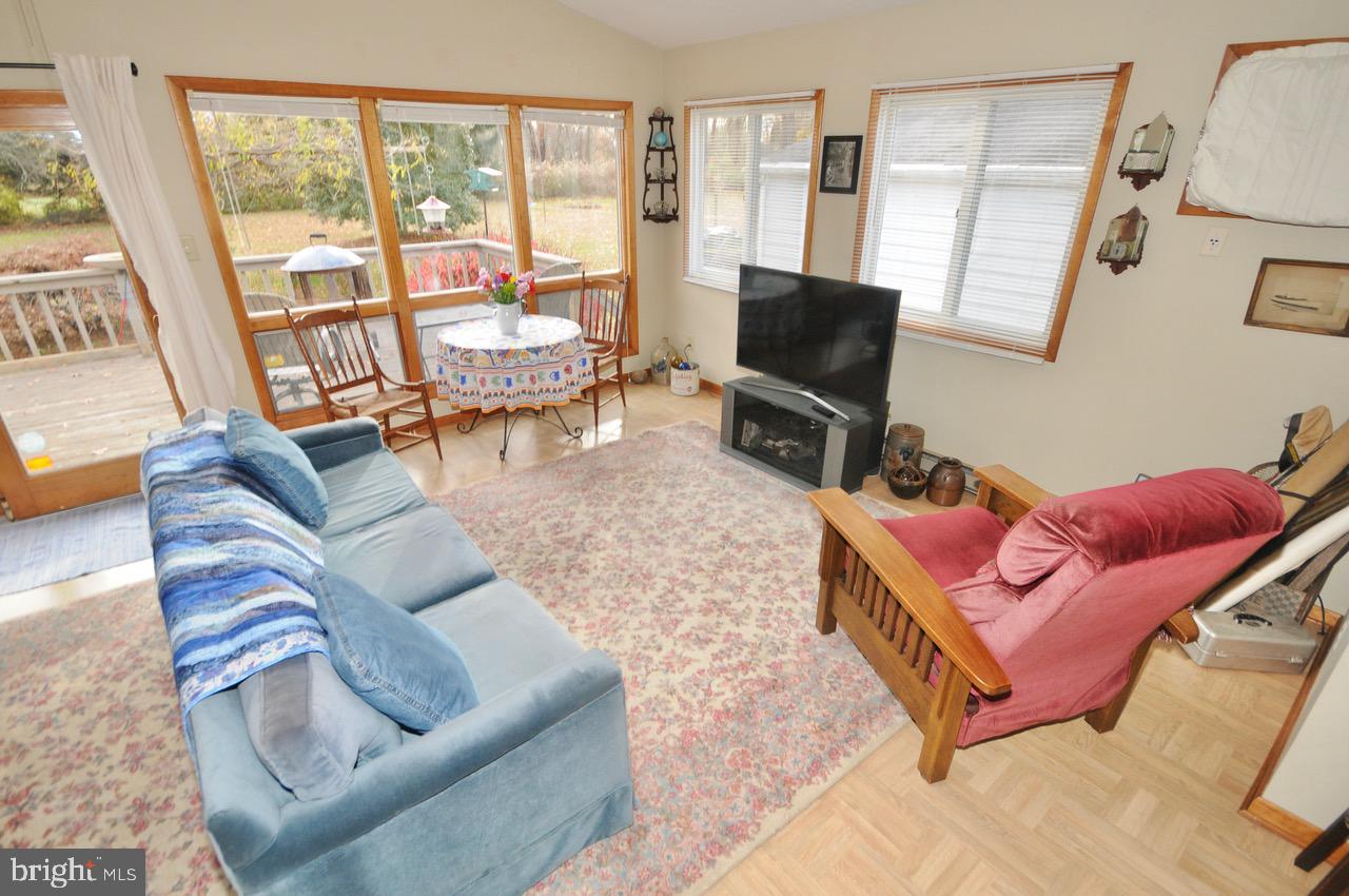 2122 Jacksonville Jobstown Road Jobstown, NJ 08041 - Photo 13 of 75 Family Room