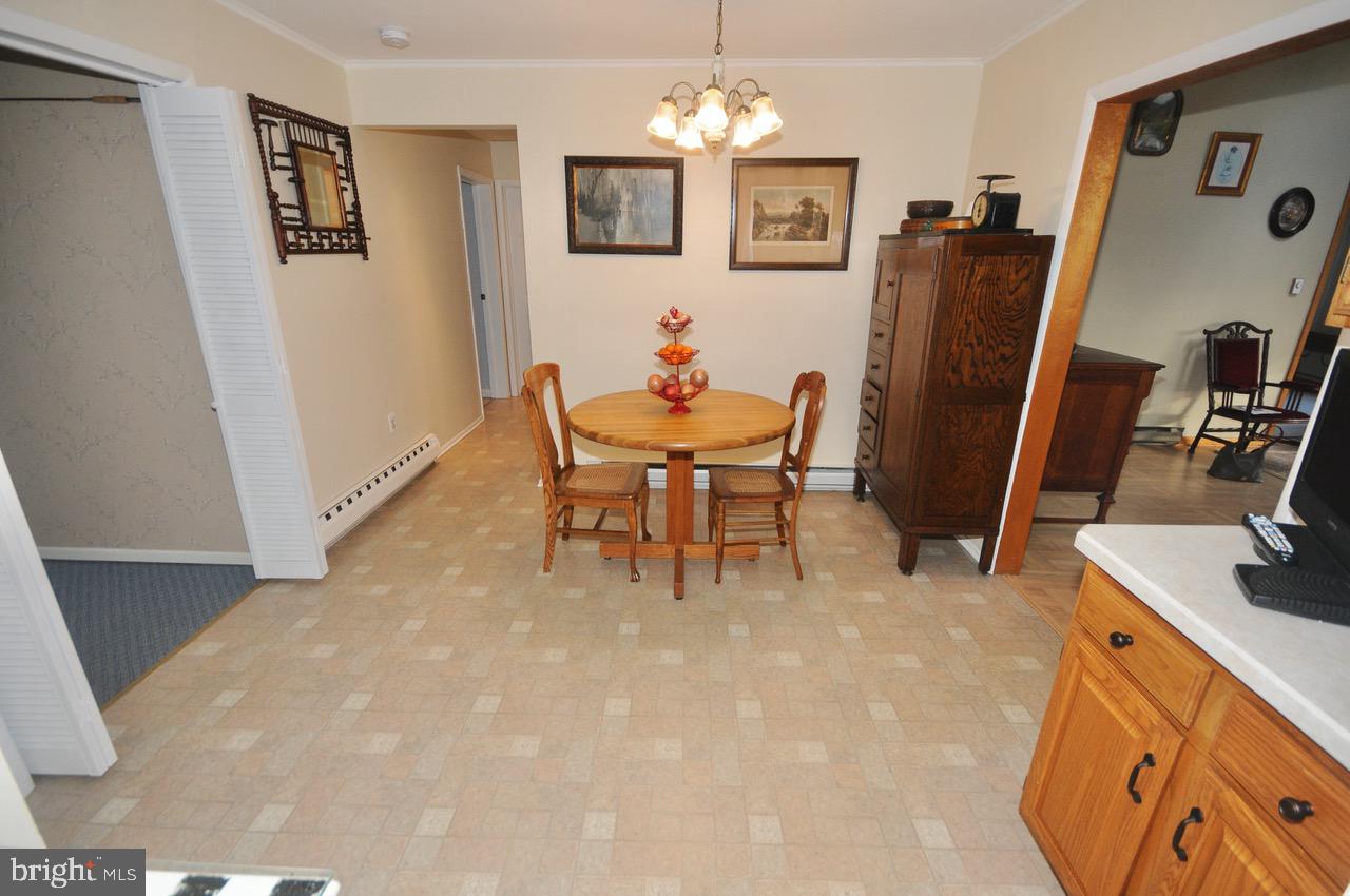 2122 Jacksonville Jobstown Road Jobstown, NJ 08041 - Photo 20 of 75 Eat-In Kitchen