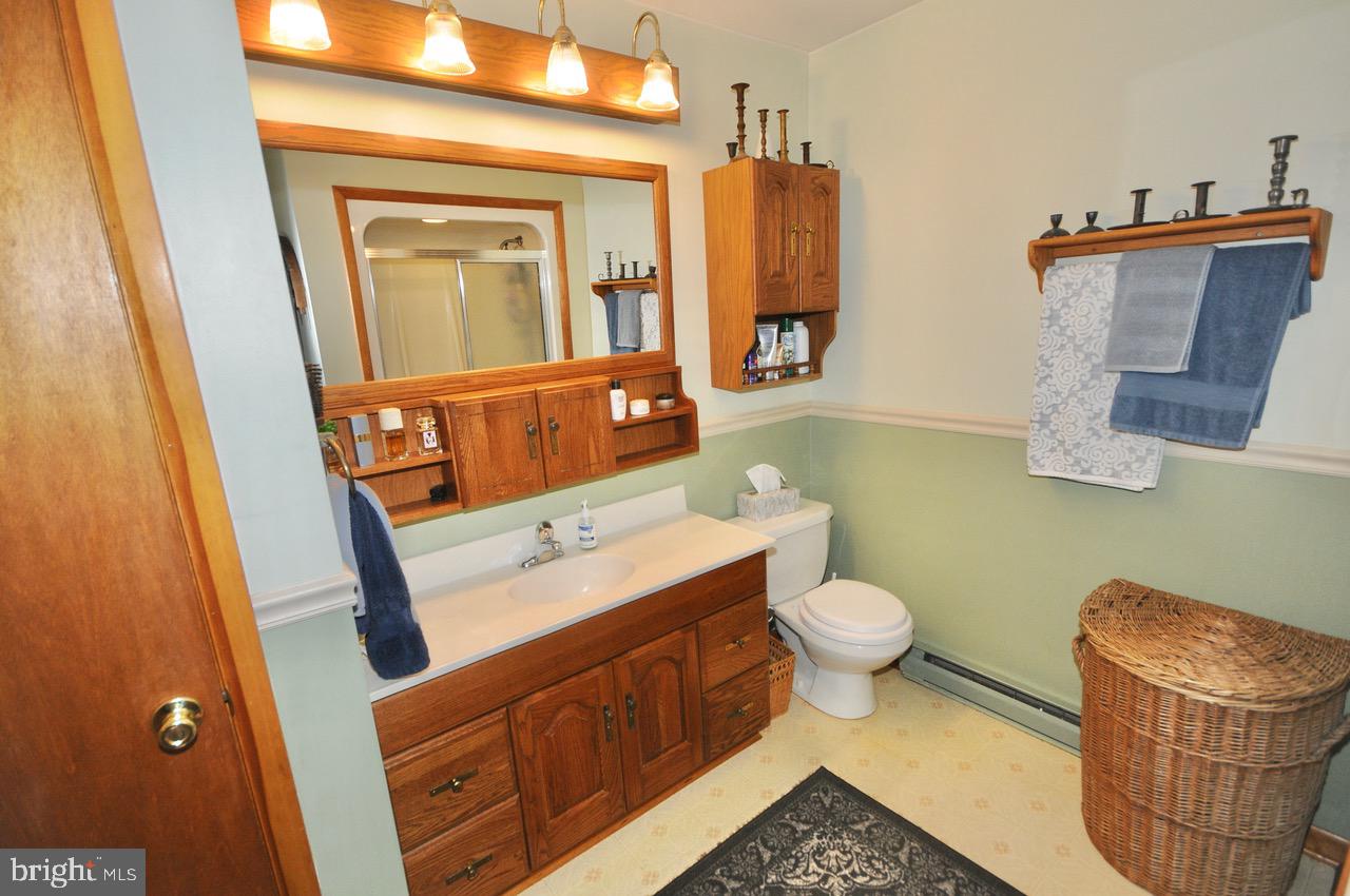 2122 Jacksonville Jobstown Road Jobstown, NJ 08041 - Photo 29 of 75 Main Bedroom Bathroom