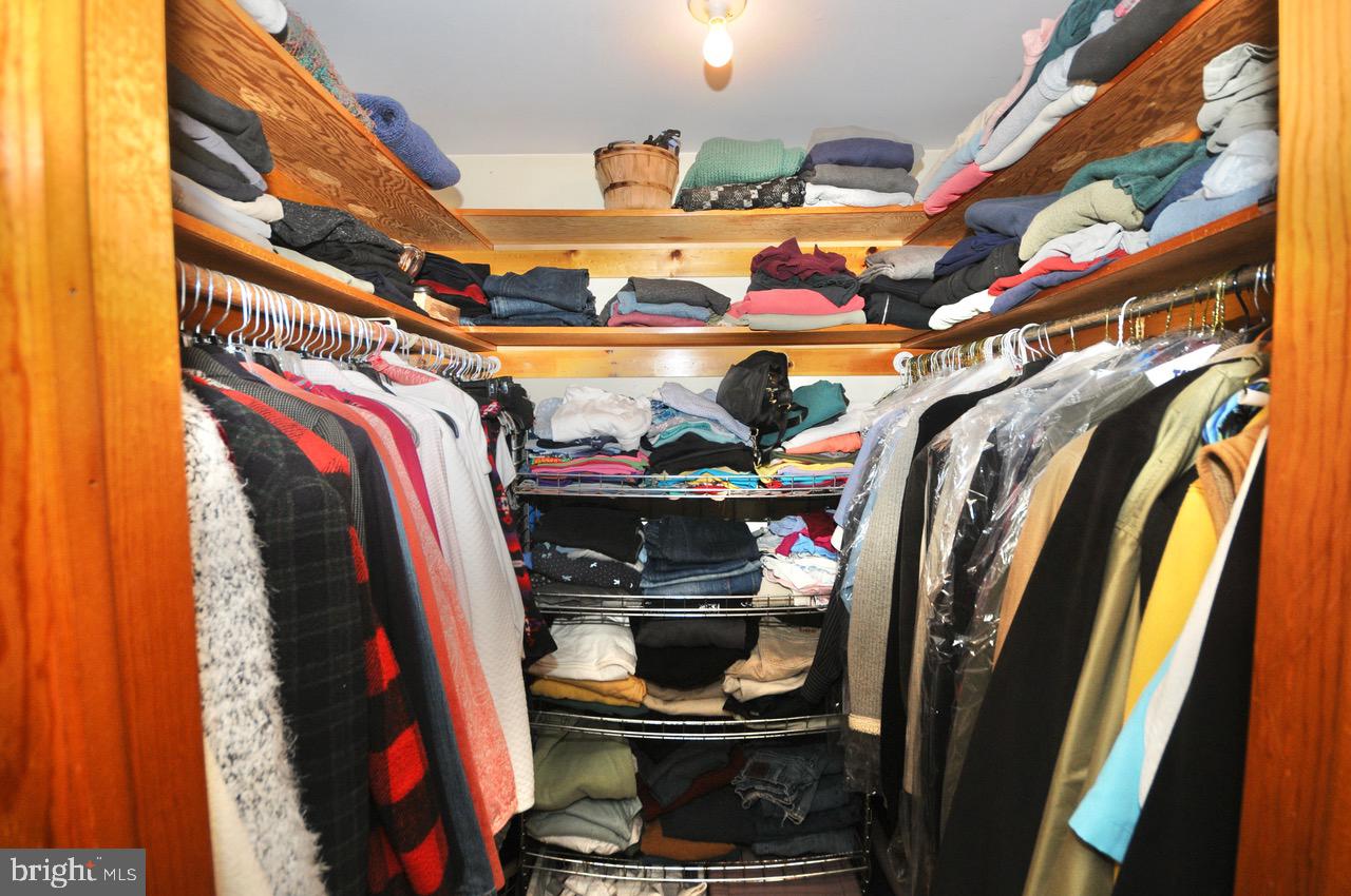 2122 Jacksonville Jobstown Road Jobstown, NJ 08041 - Photo 32 of 75 Primary Bedroom Walk-In Closet