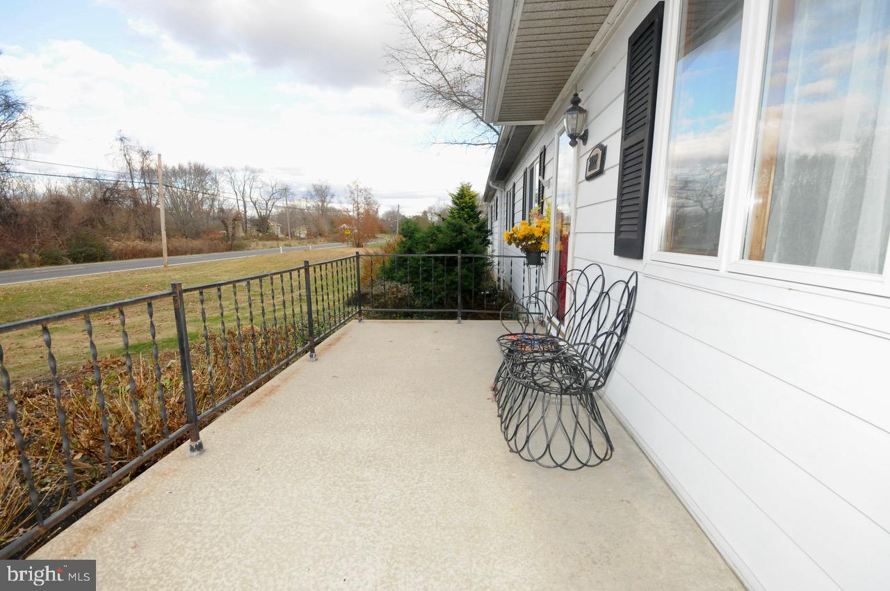 2122 Jacksonville Jobstown Road Jobstown, NJ 08041 - Photo 34 of 75 Rear Deck