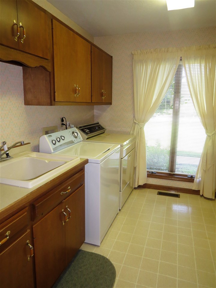 3415 Albright Road Kokomo, IN 46902 - Photo 14 of 36 Gallery Image 14