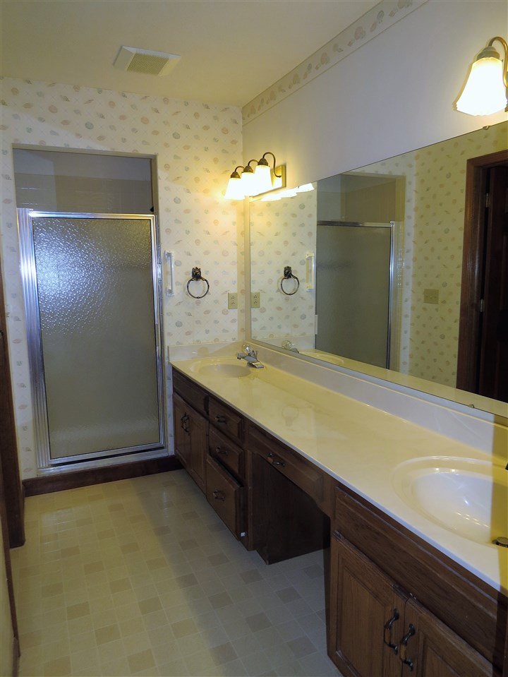 3415 Albright Road Kokomo, IN 46902 - Photo 20 of 36 Gallery Image 20
