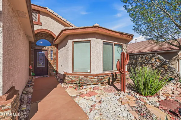 $314,857 | 2519 Silver Hawk Avenue, Las Cruces, NM 88011