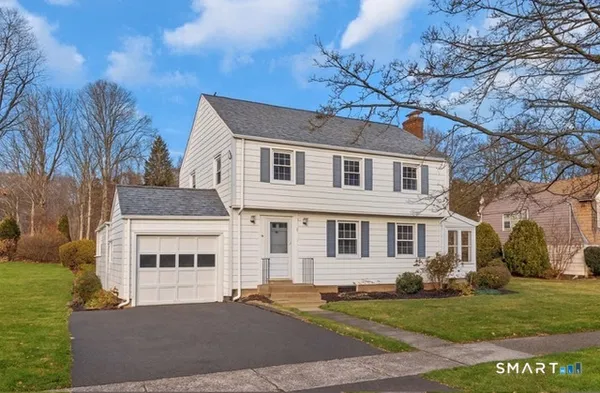 $350,000 | 75 Colonial Drive, Hamden, CT 06518