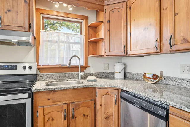 $365,000 | 32 School Street, Belgrade, ME 04917