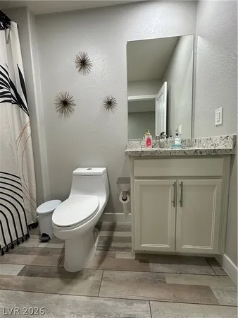 $3,000 | 7758 Meng Court, Las Vegas, NV 89113