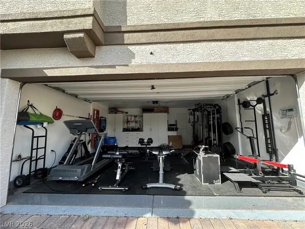 $3,000 | 7758 Meng Court, Las Vegas, NV 89113