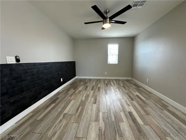 $3,000 | 7758 Meng Court, Las Vegas, NV 89113