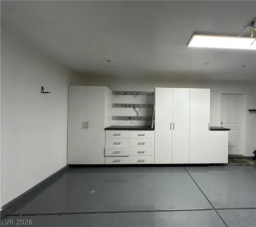 $3,000 | 7758 Meng Court, Las Vegas, NV 89113