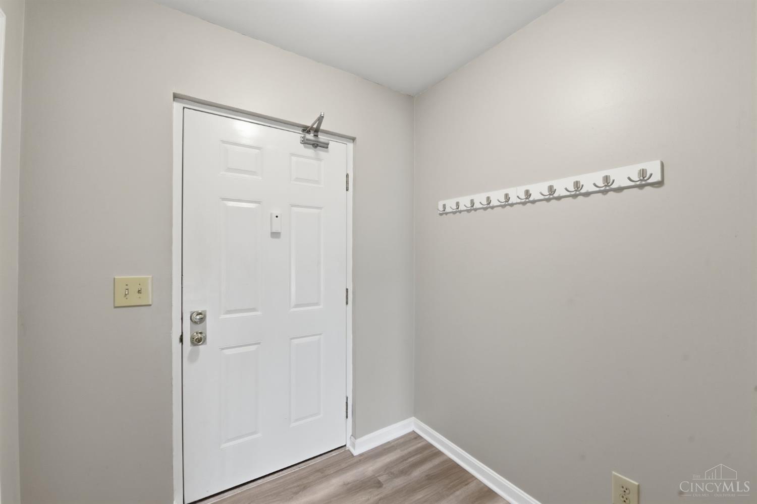5346 Werk Road, Unit D1 Cincinnati, OH 45248 - Photo 41 of 49