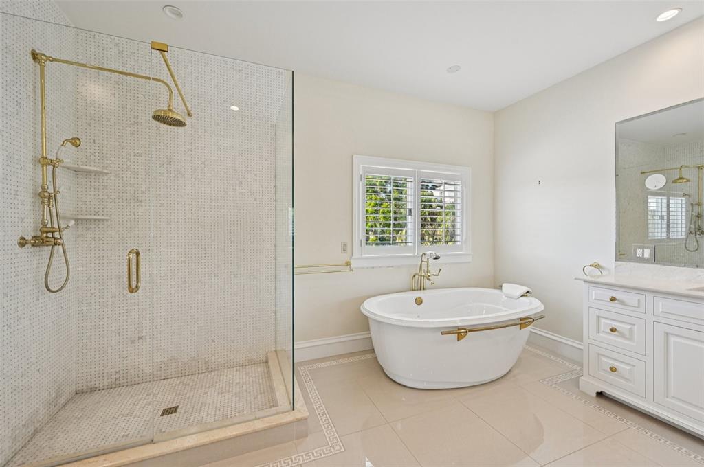 1121 Morningside Place Sarasota, FL 34236 - Photo 39 of 76