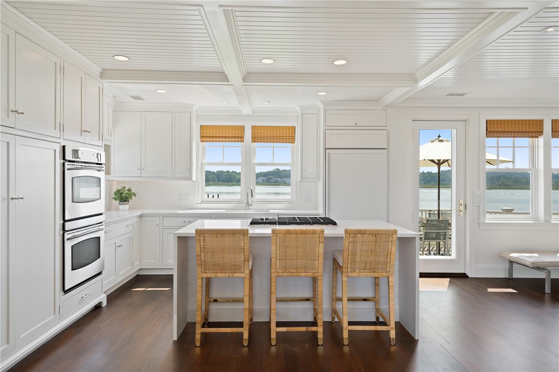 178 Adams Point Road Barrington, RI 02806 - Photo 19 of 35
