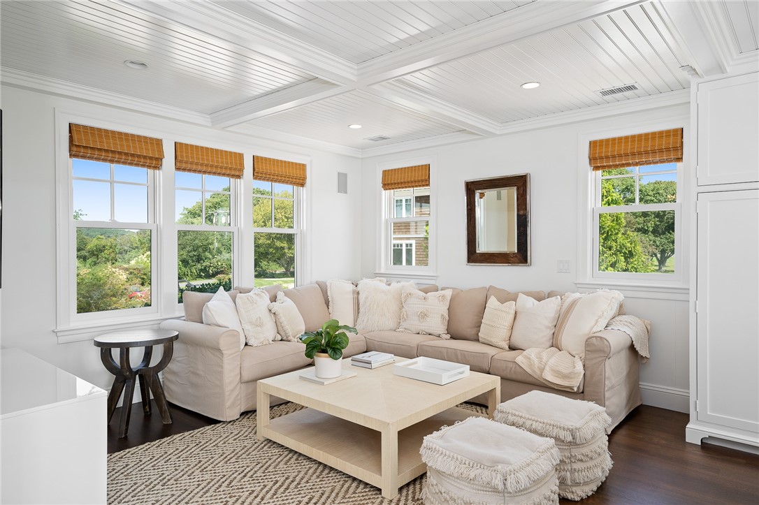 178 Adams Point Road Barrington, RI 02806 - Photo 21 of 35