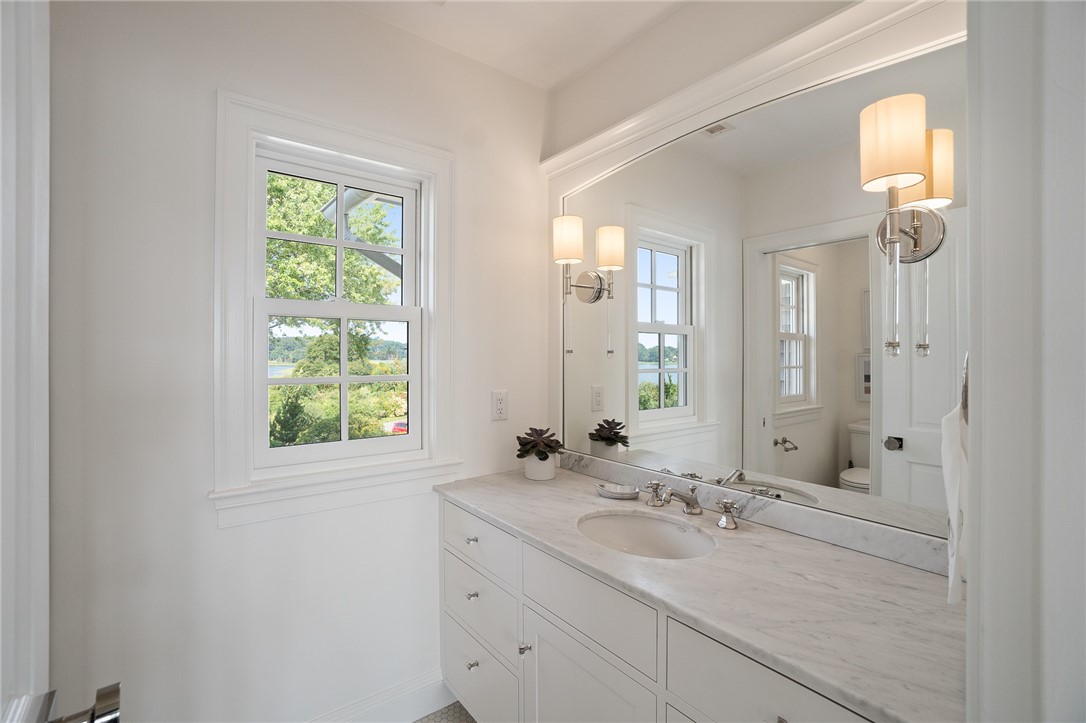 178 Adams Point Road Barrington, RI 02806 - Photo 28 of 35