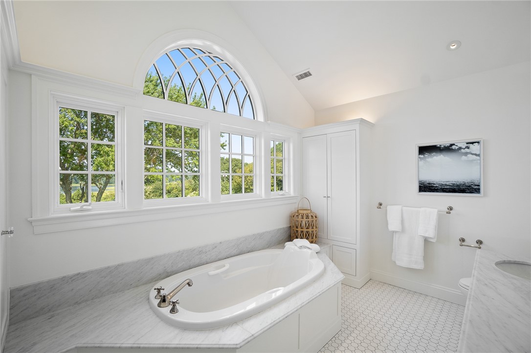 178 Adams Point Road Barrington, RI 02806 - Photo 29 of 35