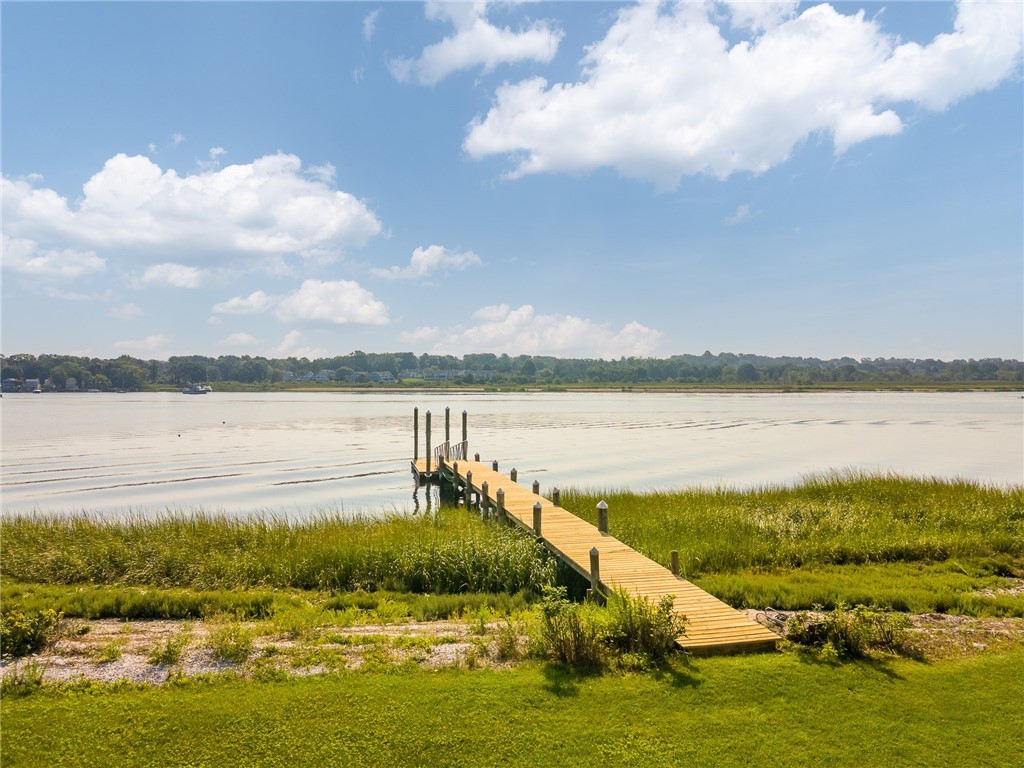 178 Adams Point Road Barrington, RI 02806 - Photo 10 of 35