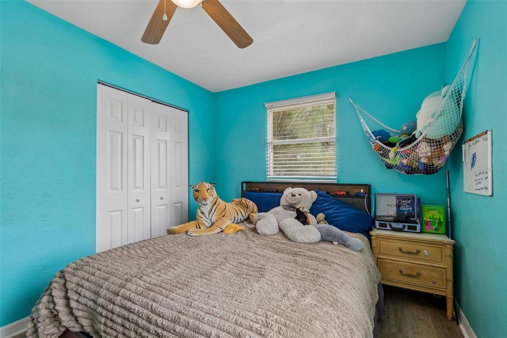 5501 82nd Avenue North Pinellas Park, FL 33781 - Photo 27 of 42