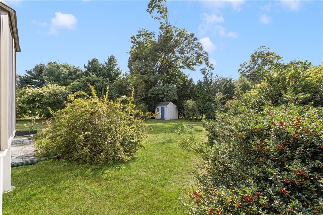 169 Lansdowne Road Warwick, RI 02888 - Photo 28 of 30 Gallery Image 28