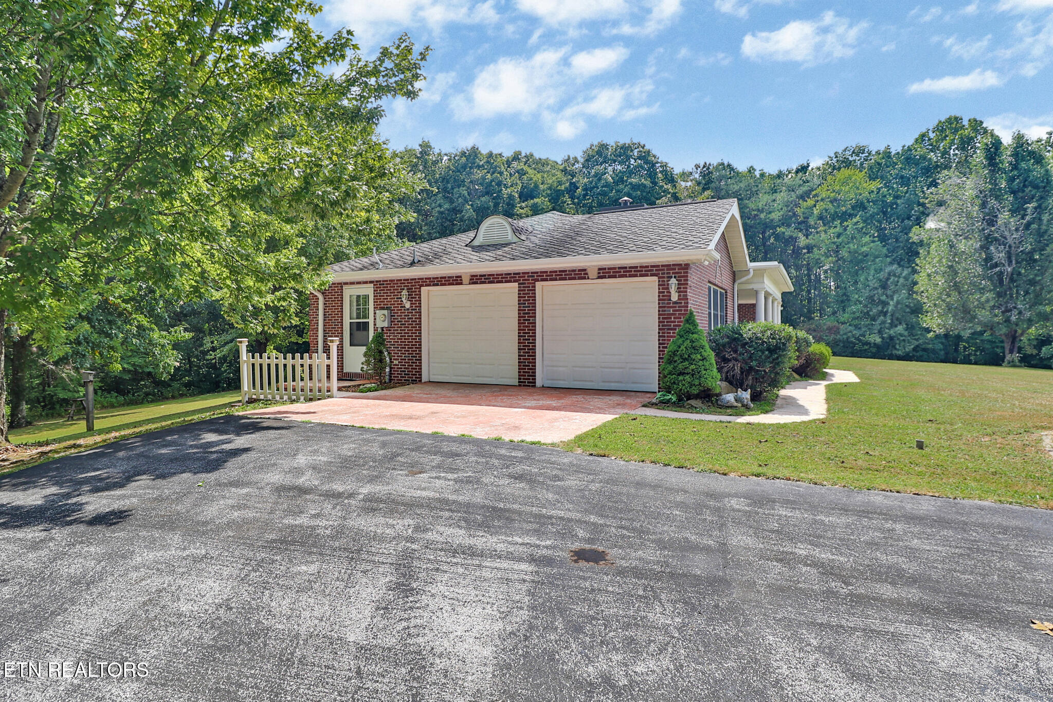 5804 Genesis Road Crossville, TN 38571 - Photo 6 of 36 n44a5480-n44a5484