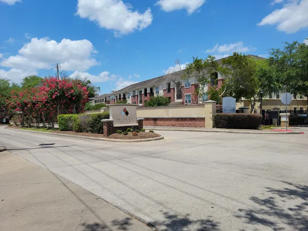 $1,600 | 9200 Westheimer Road, Unit 305, Houston, TX 77063
