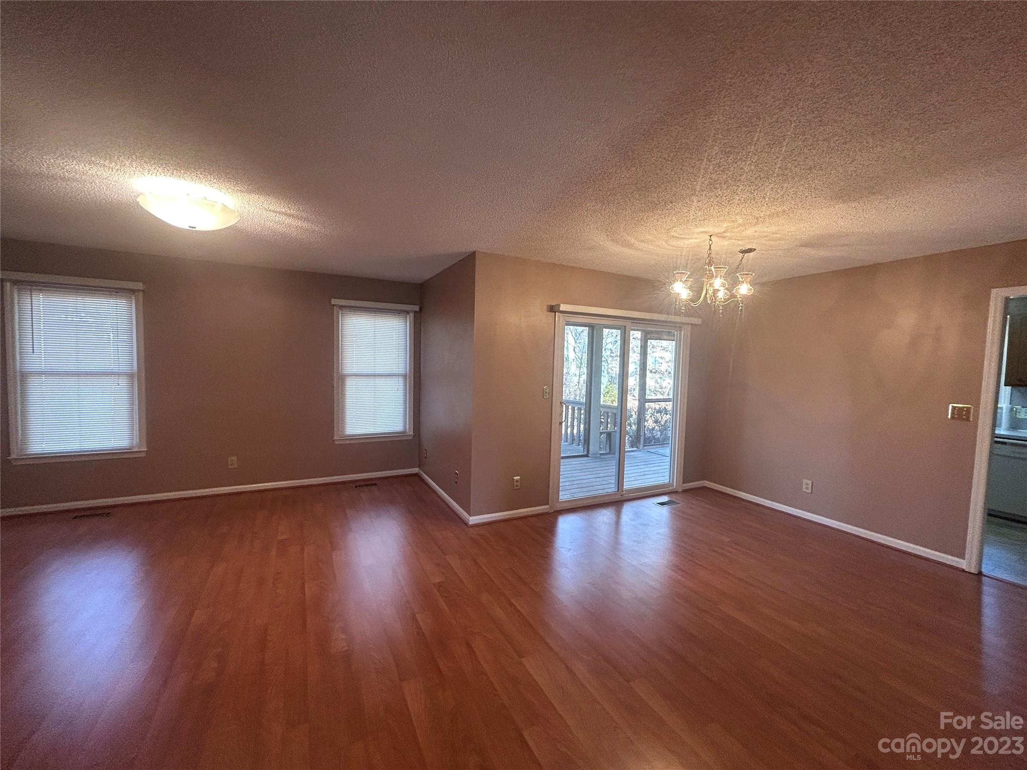 1957 Willow Ridge Street Conover, NC 28613 - Photo 4 of 19 Gallery Image 4