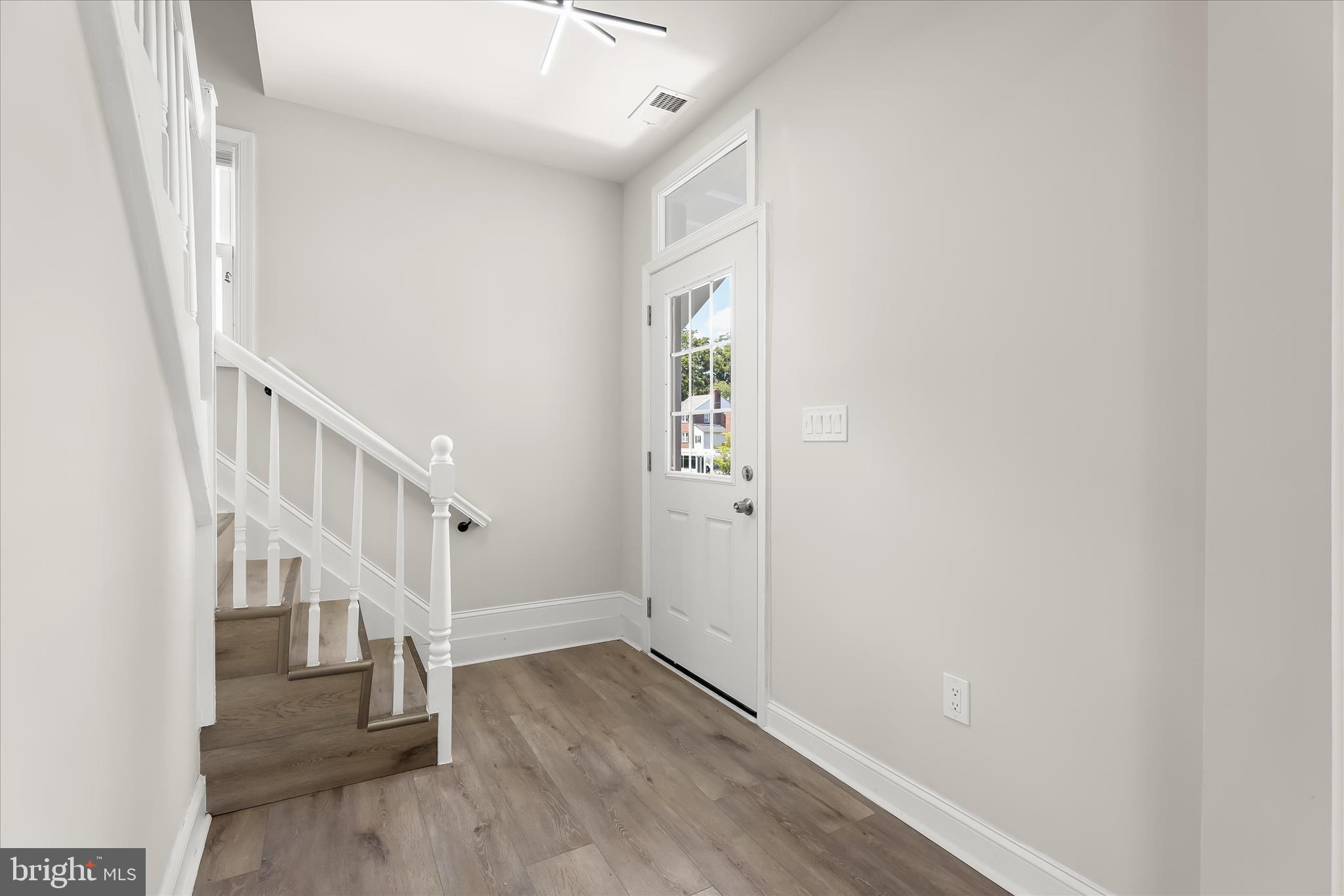4101 Wentworth Road Baltimore, MD 21207 - Photo 27 of 76 Foyer