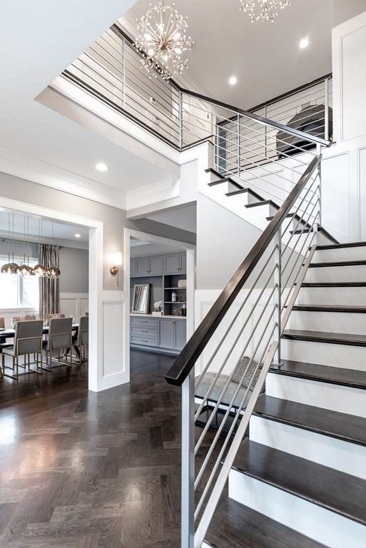 35 Wayne Road Newton, MA 02459 - Photo 7 of 33 a view of entryway and hall