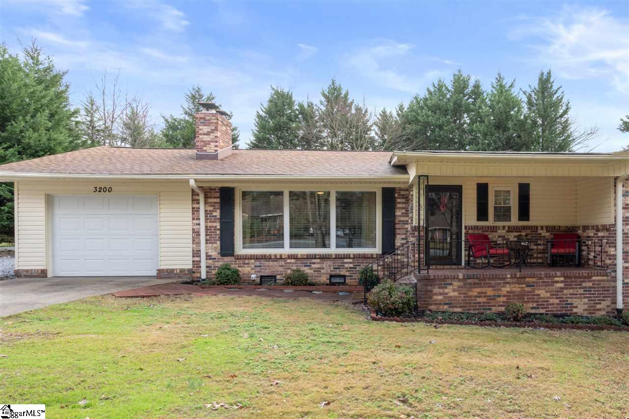 3200 Edwards Road Taylors, SC 29687 - Photo 2 of 26 Gallery Image 2