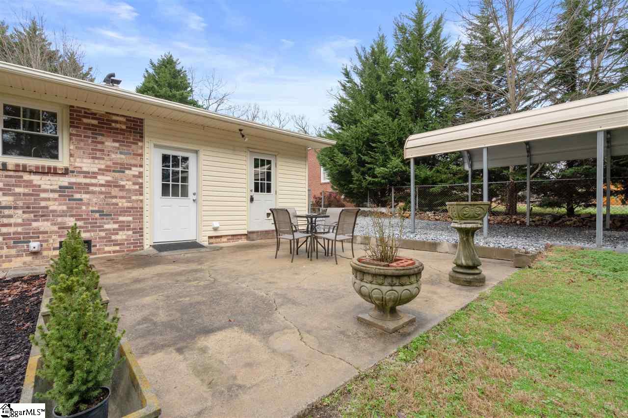 3200 Edwards Road Taylors, SC 29687 - Photo 19 of 26 Gallery Image 19
